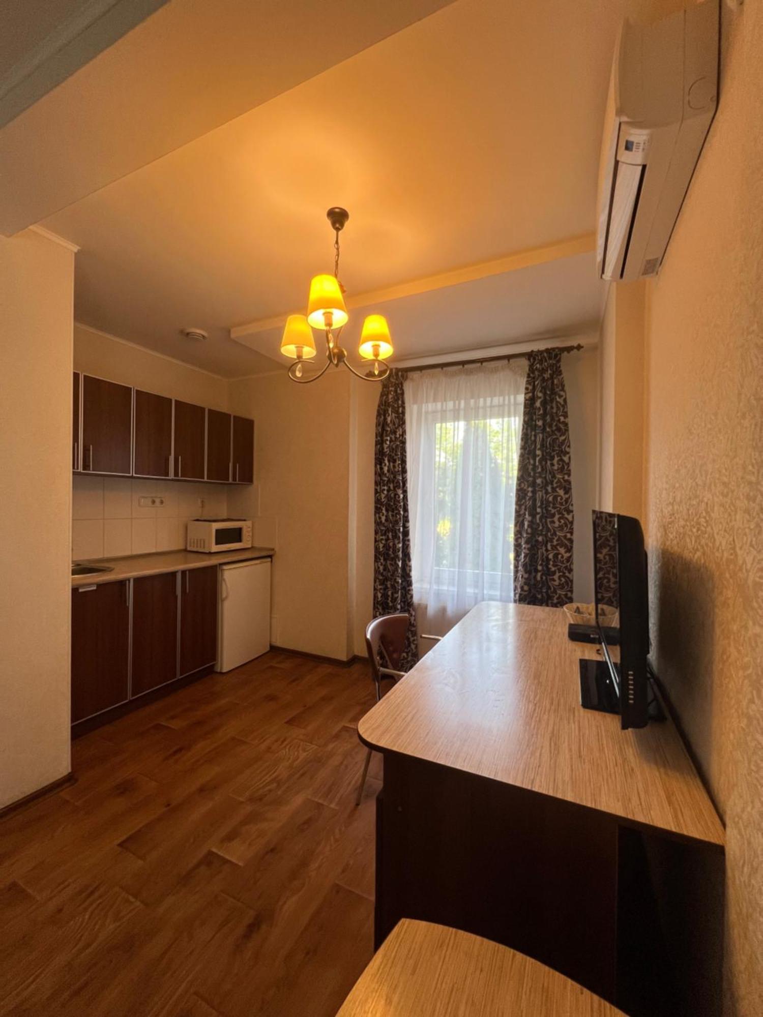 Apart Hotel Asotel Kharkiv Eksteriør bilde