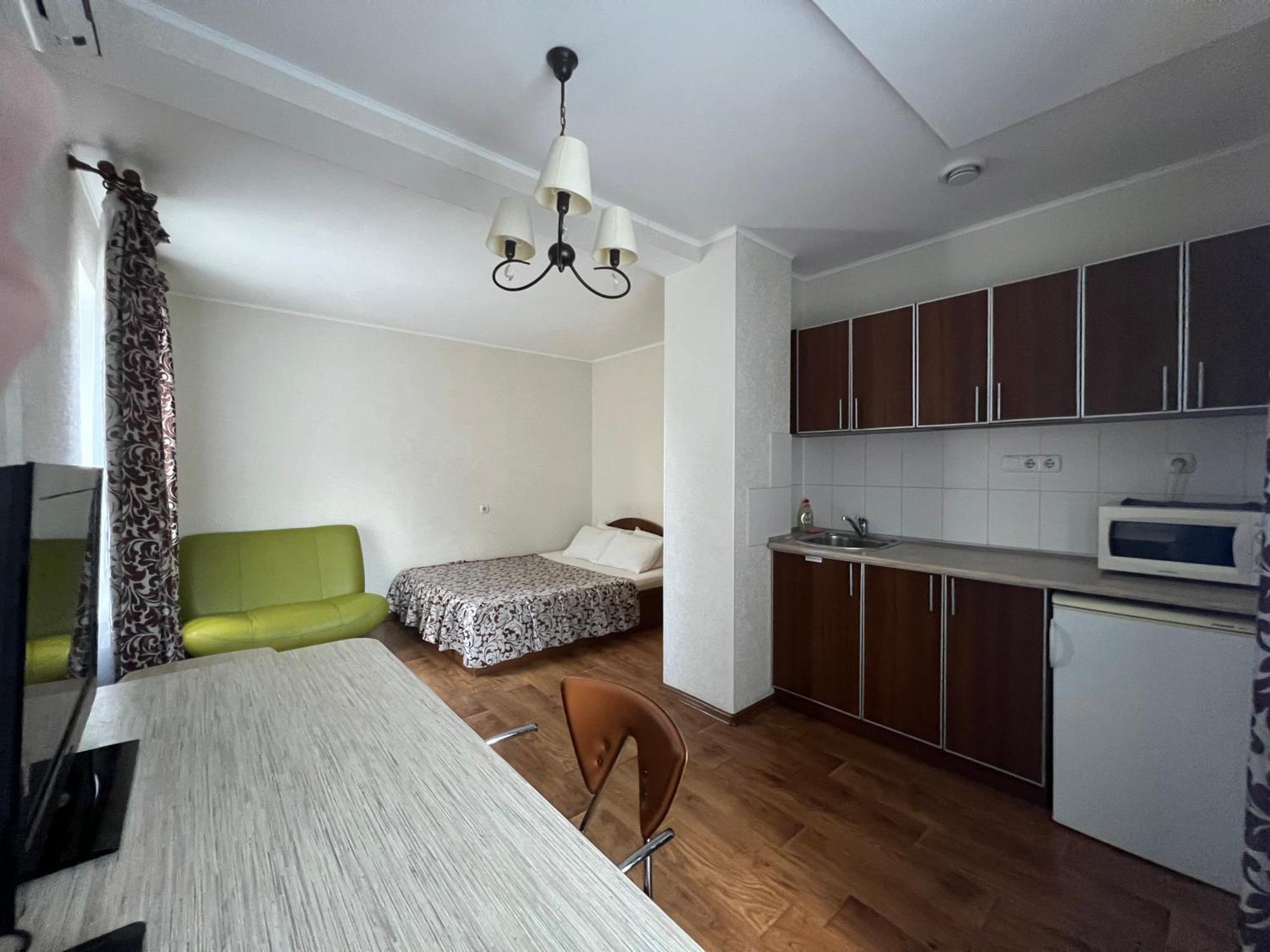 Apart Hotel Asotel Kharkiv Eksteriør bilde