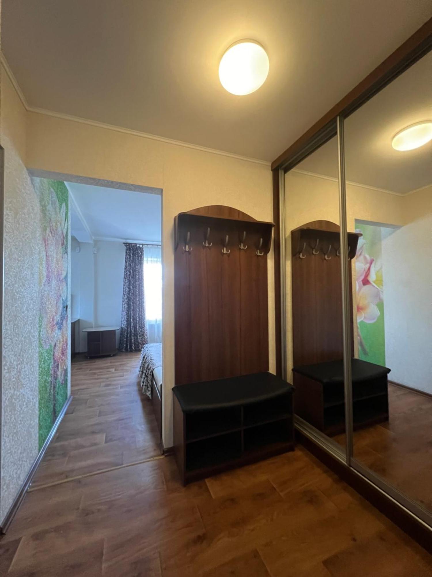 Apart Hotel Asotel Kharkiv Eksteriør bilde